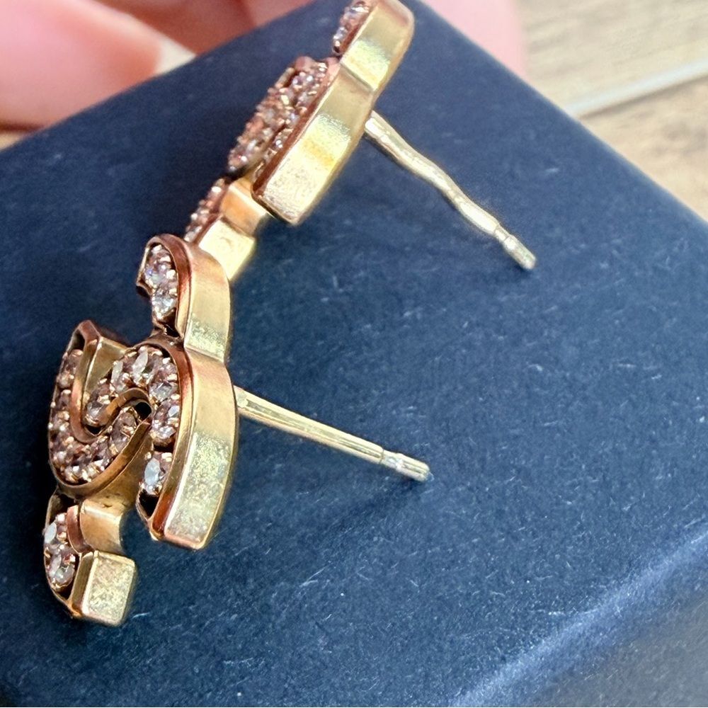 Authentic CHANEL CC Studded Earrings 2021 - Picture 7 of 13